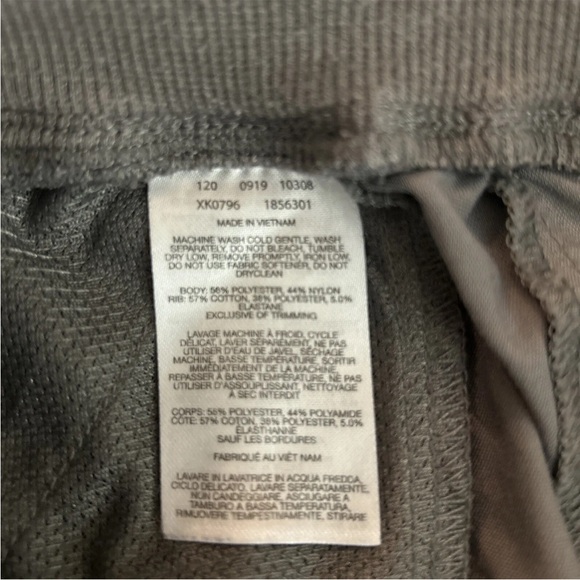 Old Navy, Columbia And June & Hudson Shorts  3 Lot - Picture 12 of 14